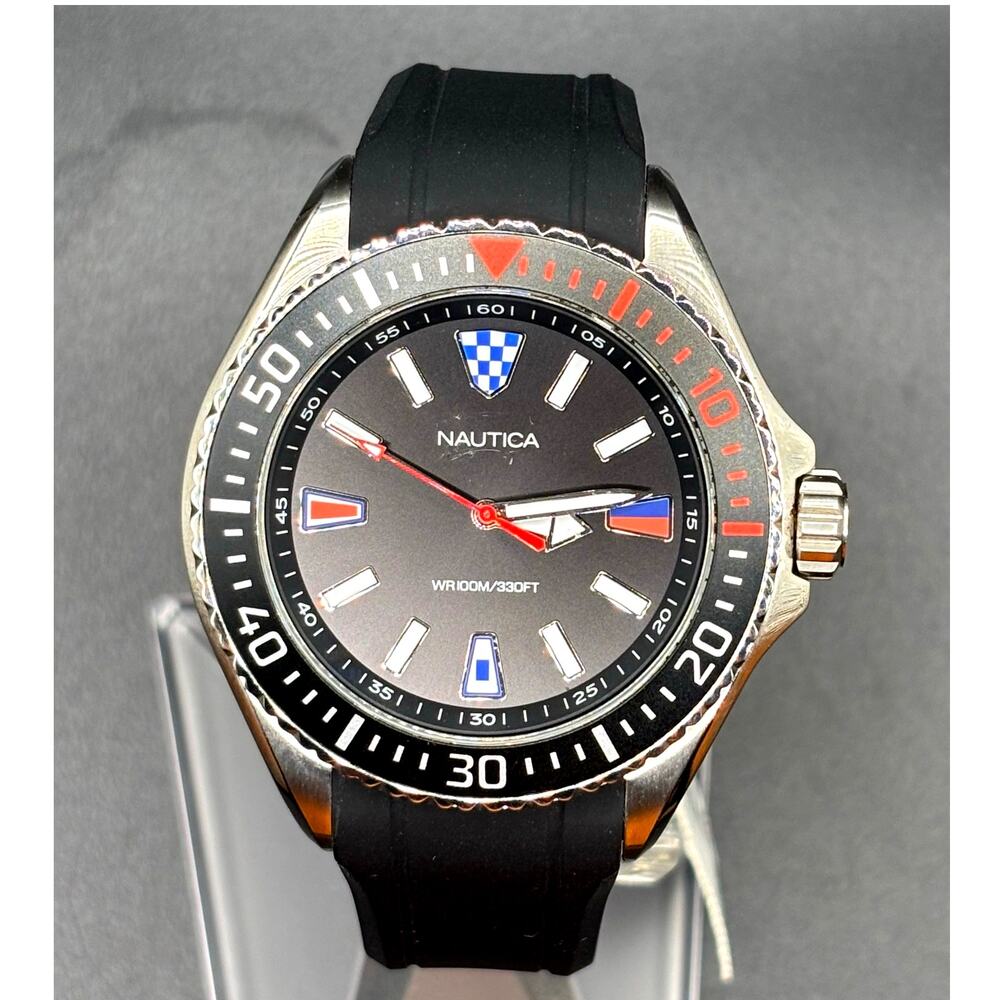 Nautica Crandon Park Beach NAPCPS903 Men’s 44mm Diver Style Flag Watch NIBWT